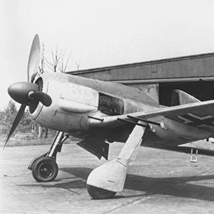 Focke Wulf FW 190A-8 R1 -this (on the ground) support v