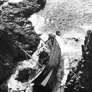 French fishing boat wrecked, Dollar Cove, Lands End