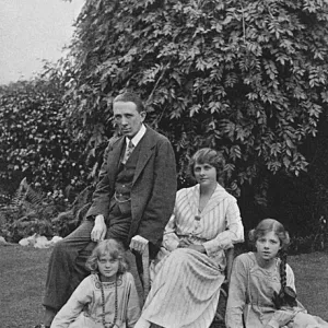 Gerald du Maurier and family