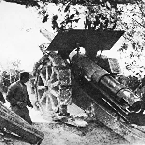 German gunners with heavy artillery, France, WW1
