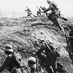 German trench attack WWI