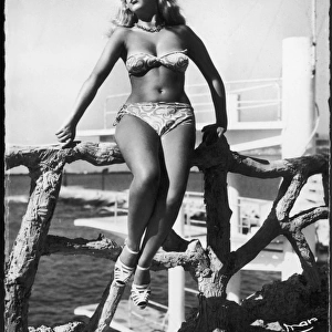 Girl in Bikini / 1947