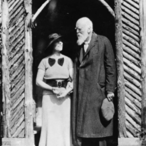 Gladys Osborne Leonard and Sir Oliver Lodge
