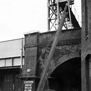 GLC-LFB 50 foot wheeled escape ladder
