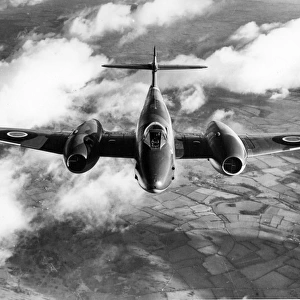 Gloster Meteor F3 head-on