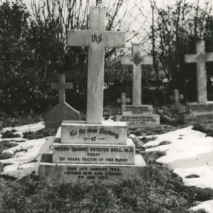 The grave of Rev. Henry Foyster Bull