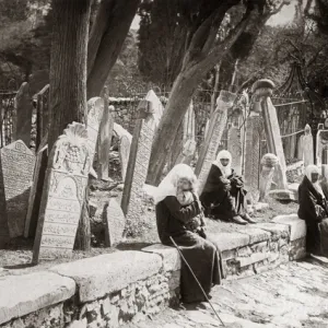 Graveyard, Constantinople, (Istanbul) Turkey, circa 1890