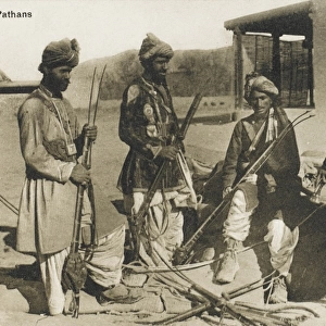 A group of Pashtun men with rifles