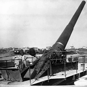 Gun of Tirpitz Battery in firing position, Ostend, WW1