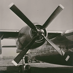 de Havilland hollow-steel-bladed propeller under development