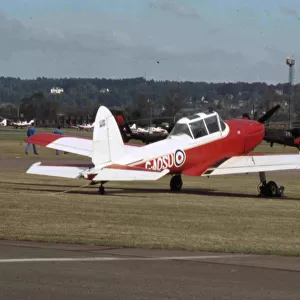 A de Havilland Supermunk (G-AOSU) glider tug of the RAFGSA