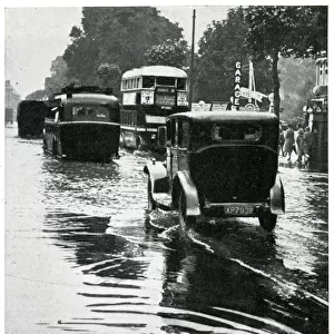 Heatwave floods London 1932