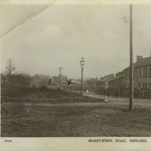 Hendre - Maes-Y-Wern Road