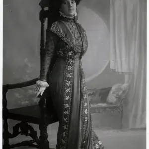 Hetty King music hall male impersonator 1883-1972 Hetty King music hall male impersonator 1883-1972