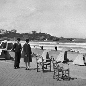 Holidaymakers at Biarritz, France