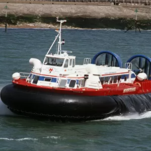The Hovertravel Ryde to Portsmouth hovercraft arrives