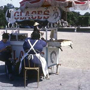 Ice cream vendor in the Dordogne, France