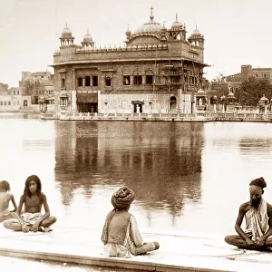 India - Golden Temple of Amritsar - fakirs early 1900s
