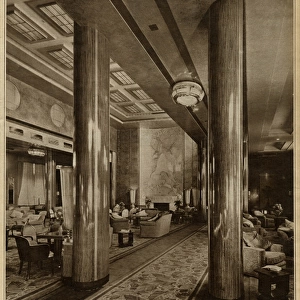 Interior on the Queen Mary Ocean Liner, main lounge