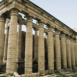 IRAQ. Mosul. Hatra. Temple of the city (2nd c. )