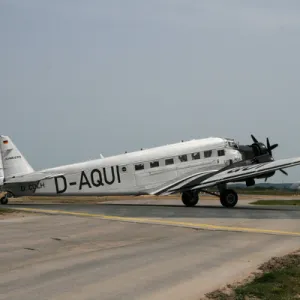 Junkers Ju 52 3m and Airbus A380