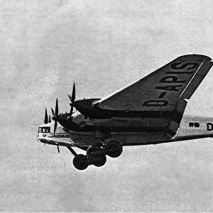 Junkers Ju G 38 on approach Lufthansa