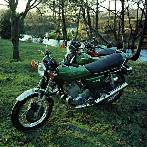 Kawasaki KH 400 motorbike