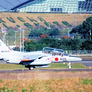 Kawasaki T-4 06-5603