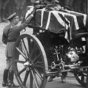 King George V by the coffin of the Unknown Soldier