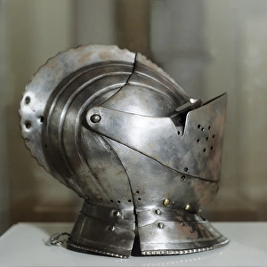 Knights helm