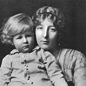 Lady Idina Wallace and her son by Madame Yevonde
