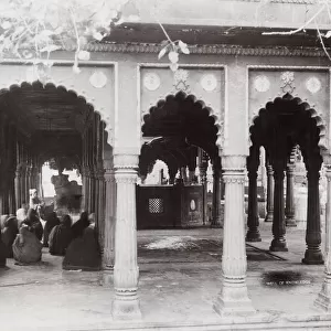 Late 19th century photograph: Well of knowledge, Benares, Varanasi, India