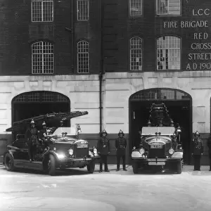 LCC-LFB Red Cross Street fire station, City of London