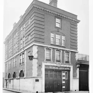 LCC-LFB Wapping fire station, East London LCC-LFB Wapping fire station, East London