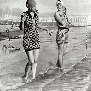 Lido fashions for sunning and swimming