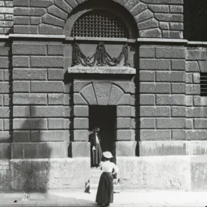 Life of Charles Dickens - Entrance to Newgate Prison. London