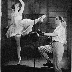 Lilian Harvey and Nils Asther rehearsing for the German film The Girl in the Taxi (1927)