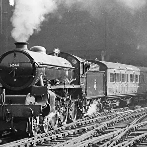 LNER Earlham Hall Locomotive - Engine No. 61644