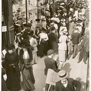 London Shoppers 1908