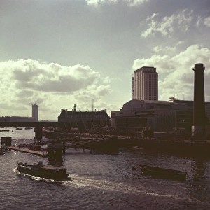 London / Thames 1960S