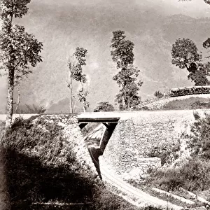 Loop on the Darjeeling railway, India, c. 1880 s