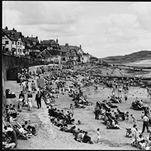 Lyme Regis / Beach 1950S