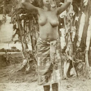 Madimba - Congo - Pipe-smoking lady