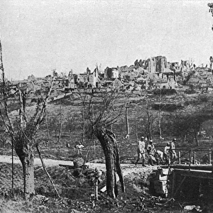 Maintaining lines of communication (roads) - on Aisne Front