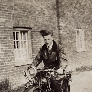 Man on a 1926 / 7 BSA motorcycle circa 1927
