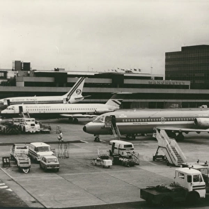 Manchester Airport, Spring 1978
