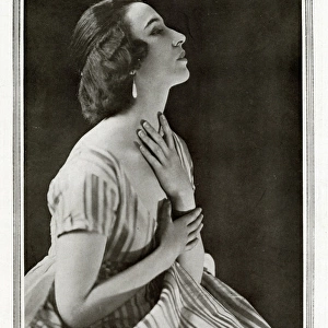 Margaret Morris by Madame Yevonde