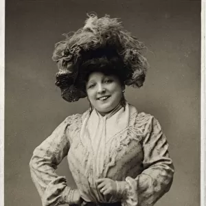 Marie Lloyd music hall singer and comedienne 1870-1922