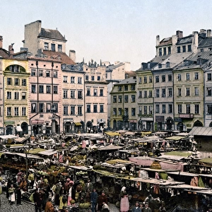 Market in the centre of Warsaw, Poland, circa 1890s