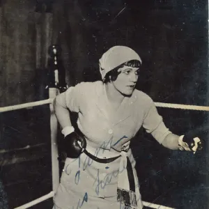 Marthe Carpentier boxer born 1893